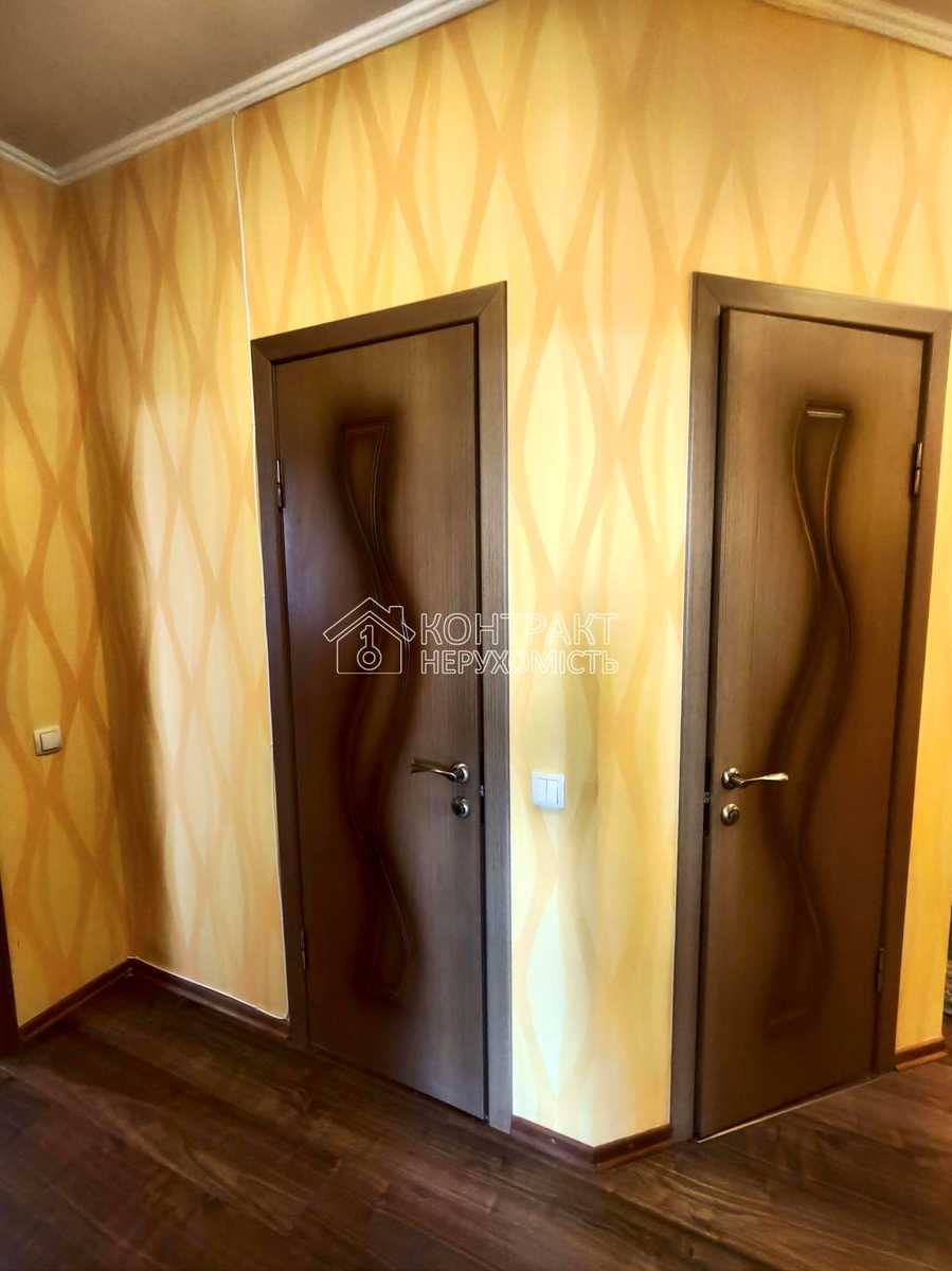 1877295956054853