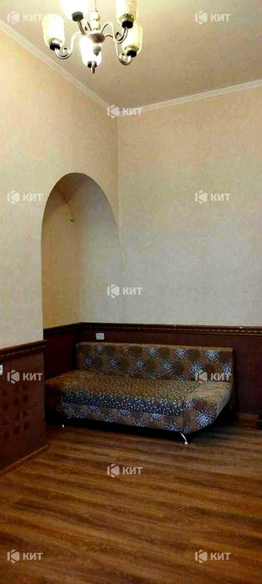 1877296864213598