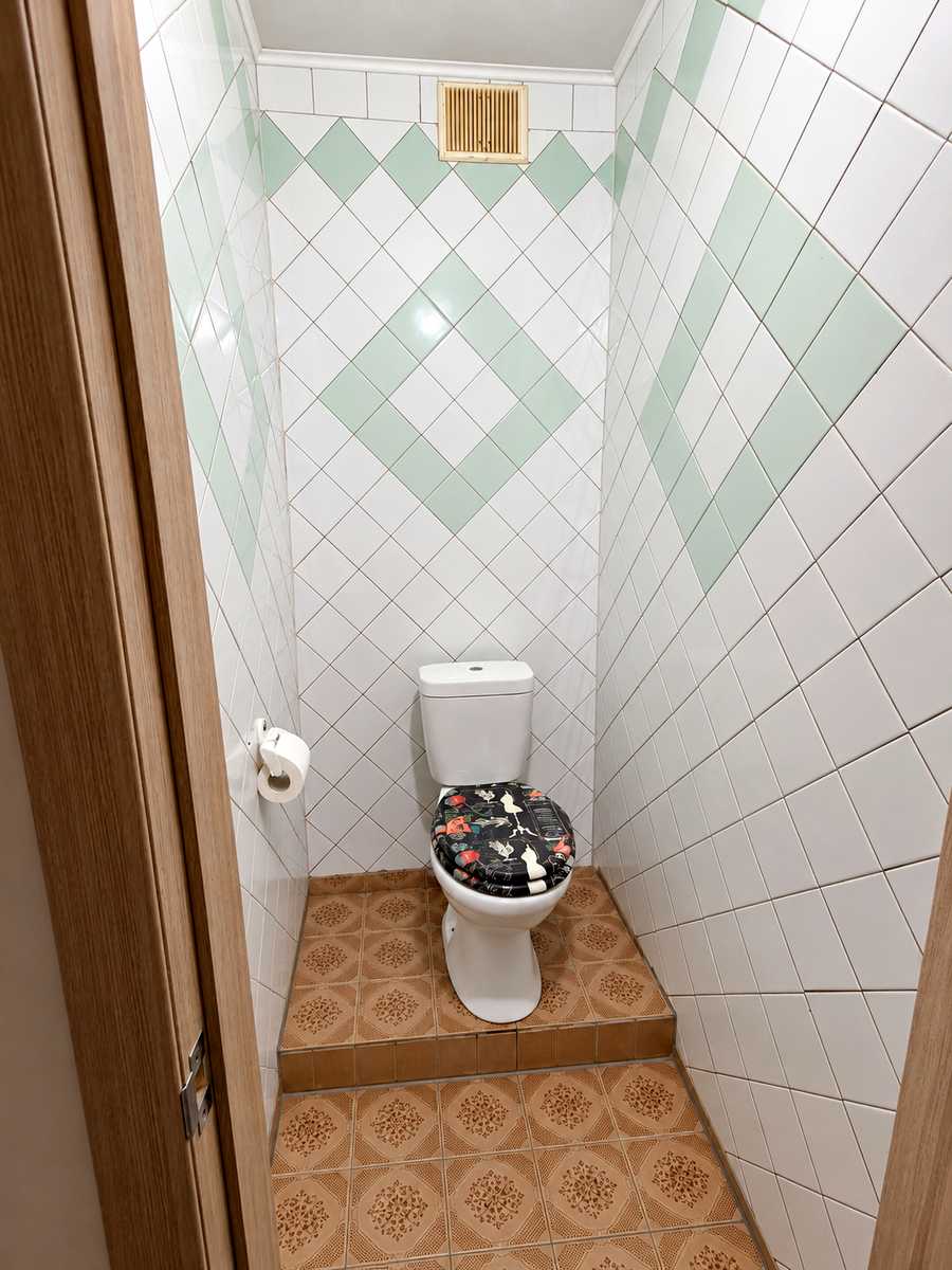 1877297054760313