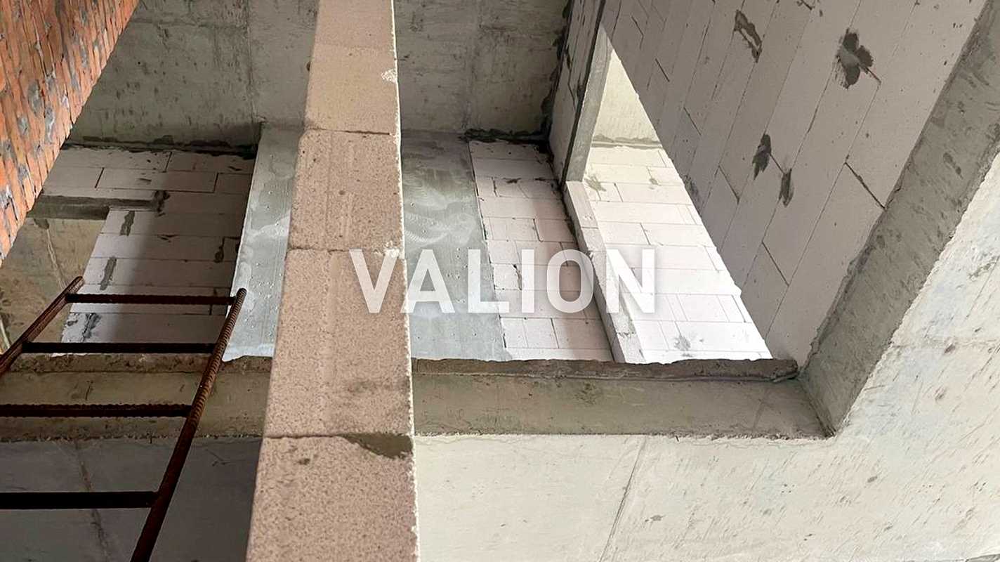 1877298123666517