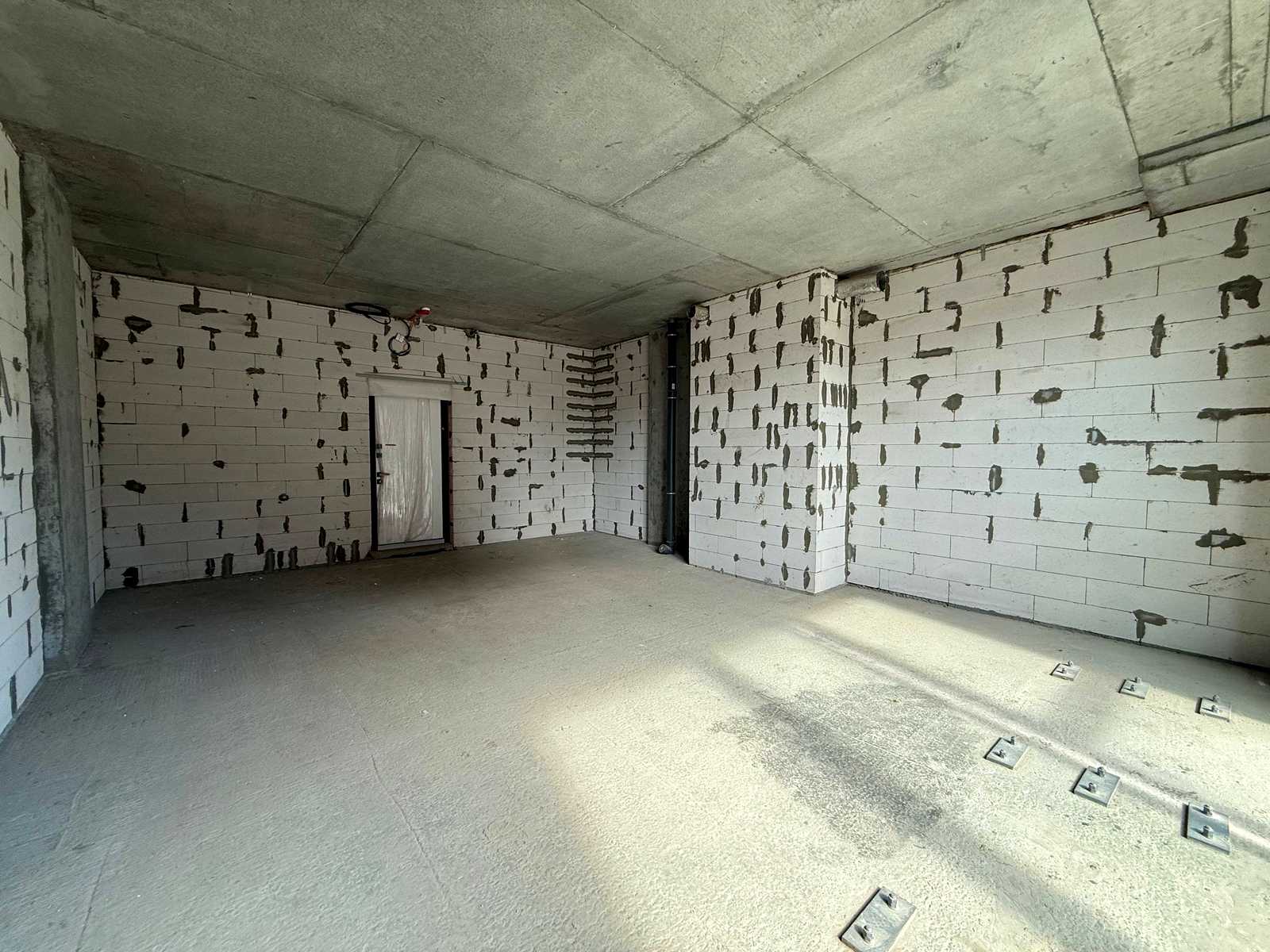1877298195406628