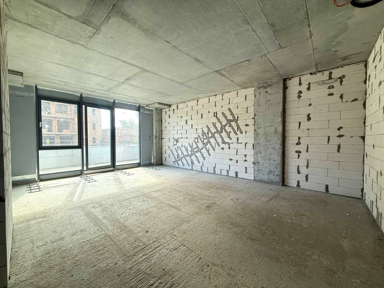 1877298195410916