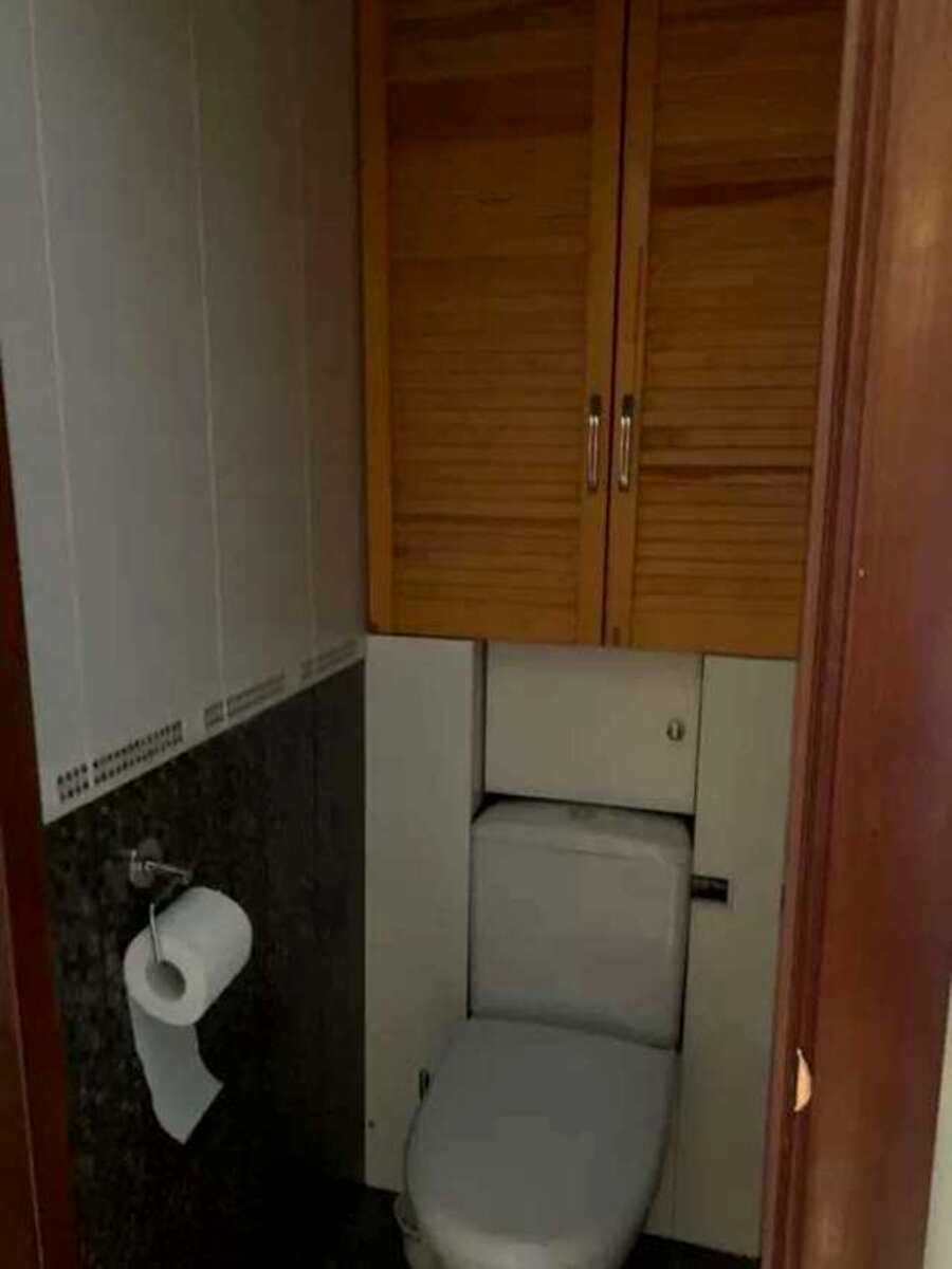 1877299048585890