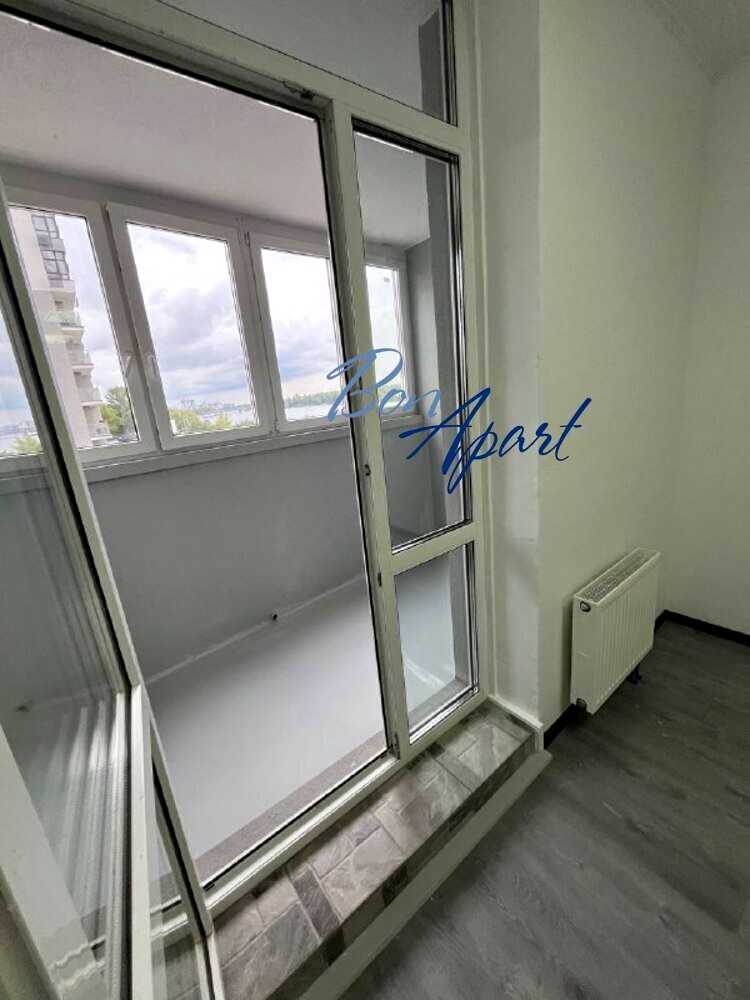 1877300304788361