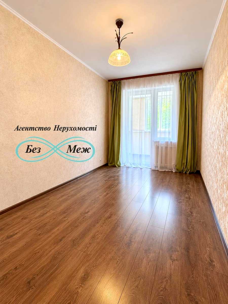 1877300388679728