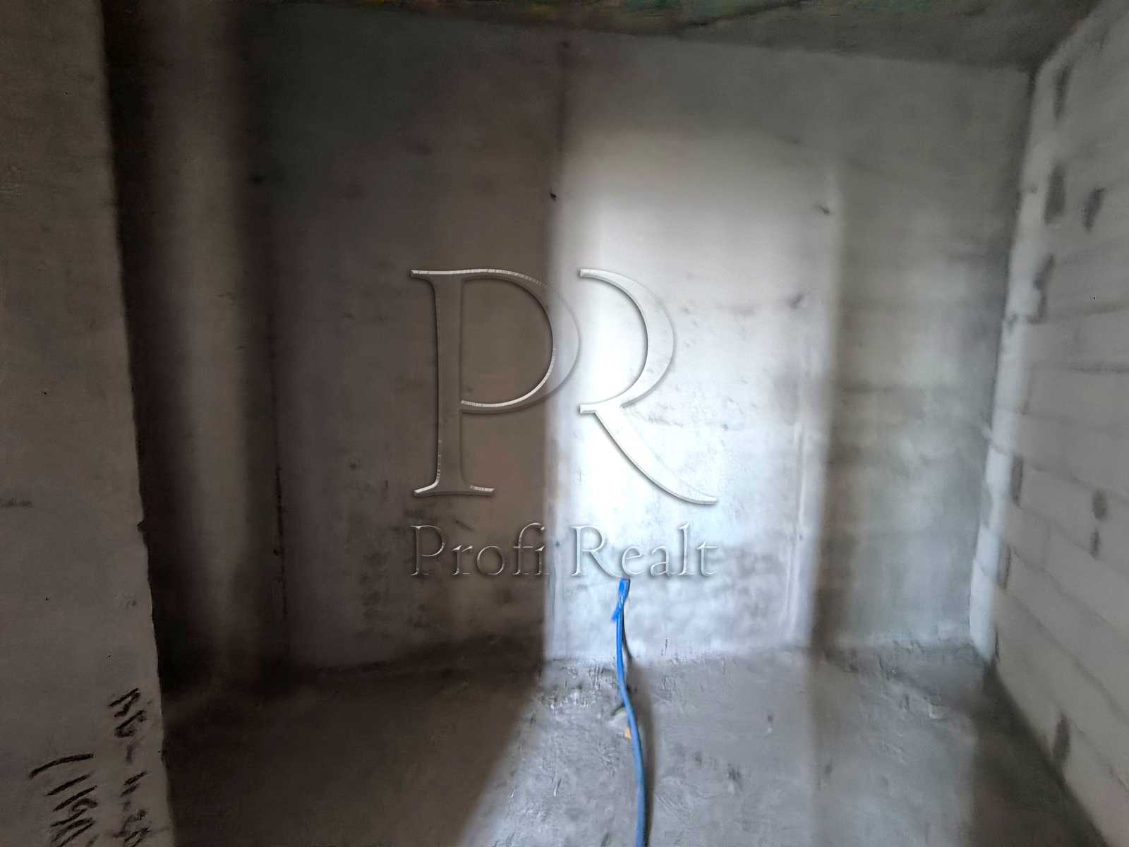 1877301142845569