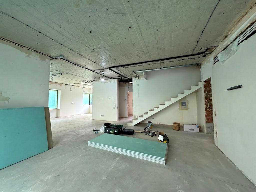 1877301448560703