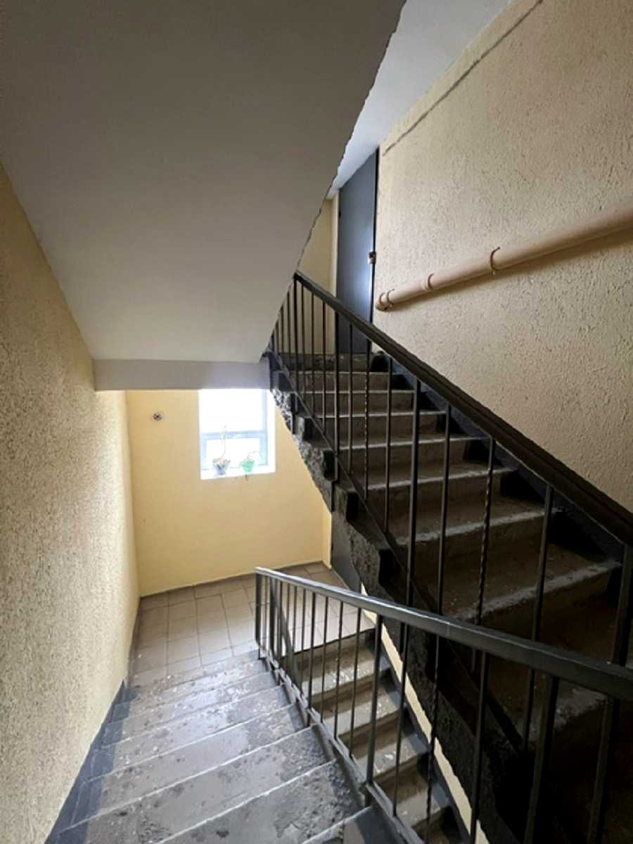 1877302597868959