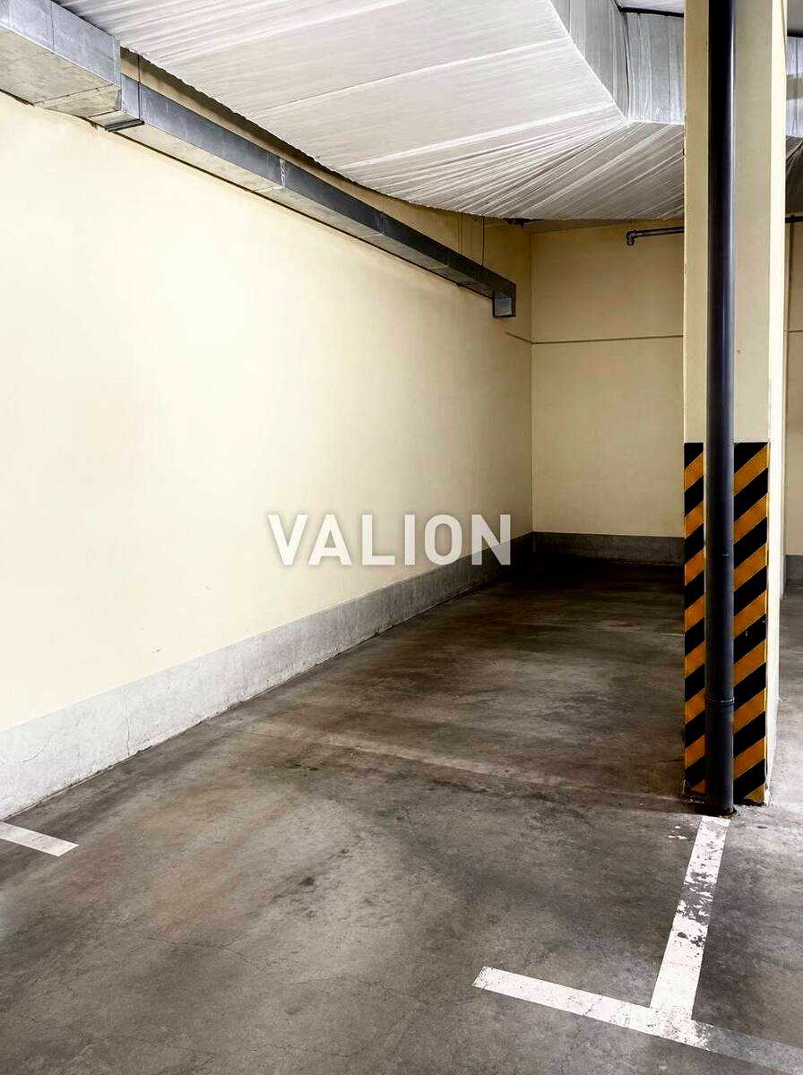 1877302677682021