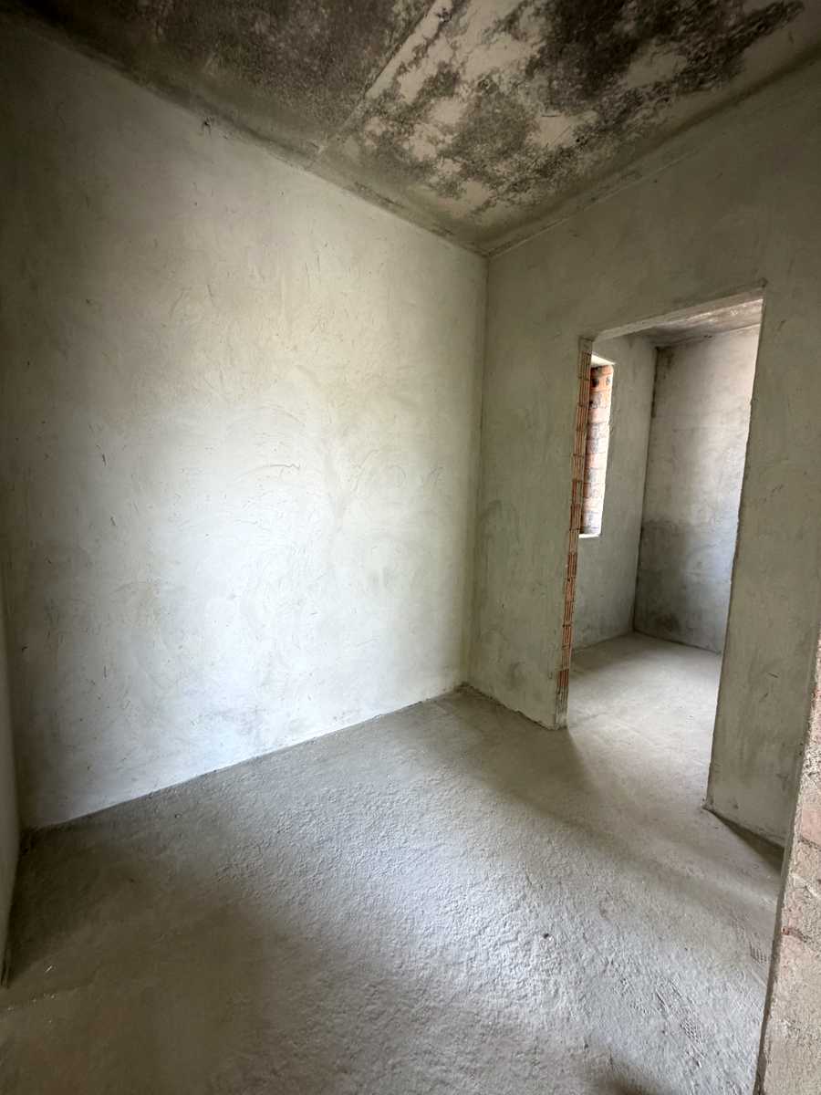 1877302749380957