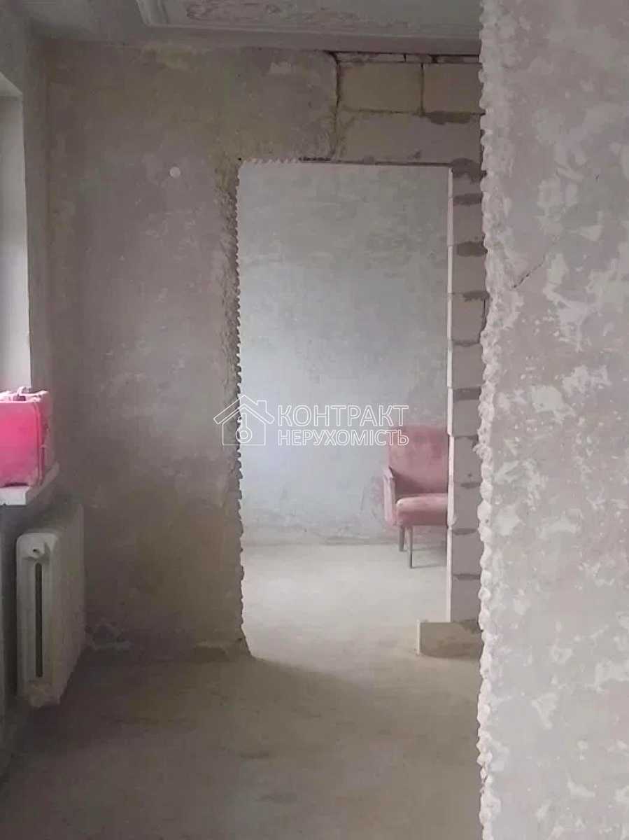 1877303275326673