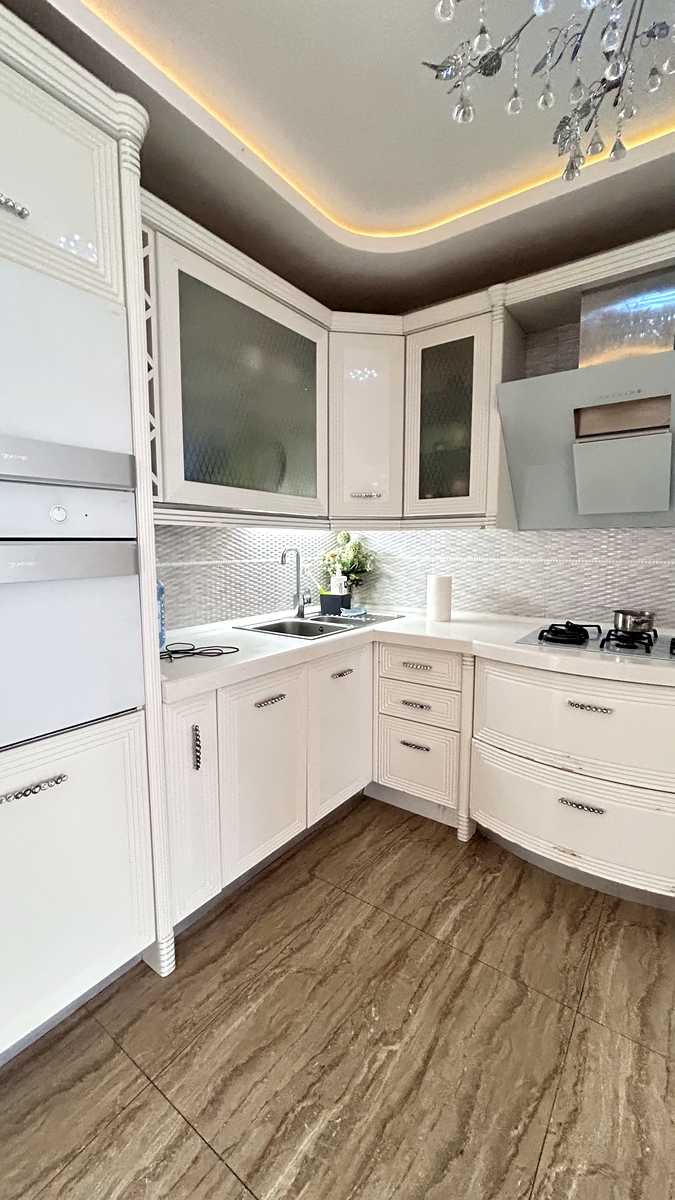 1877303993778367