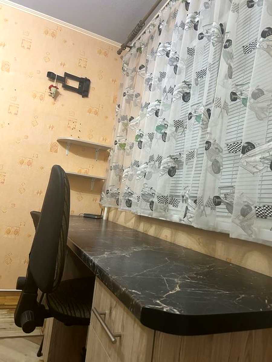 1877304738040986