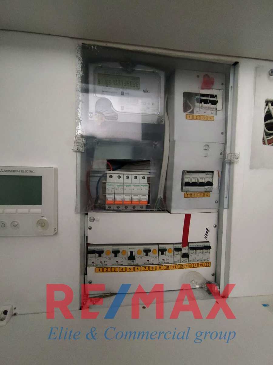 1877305960179568