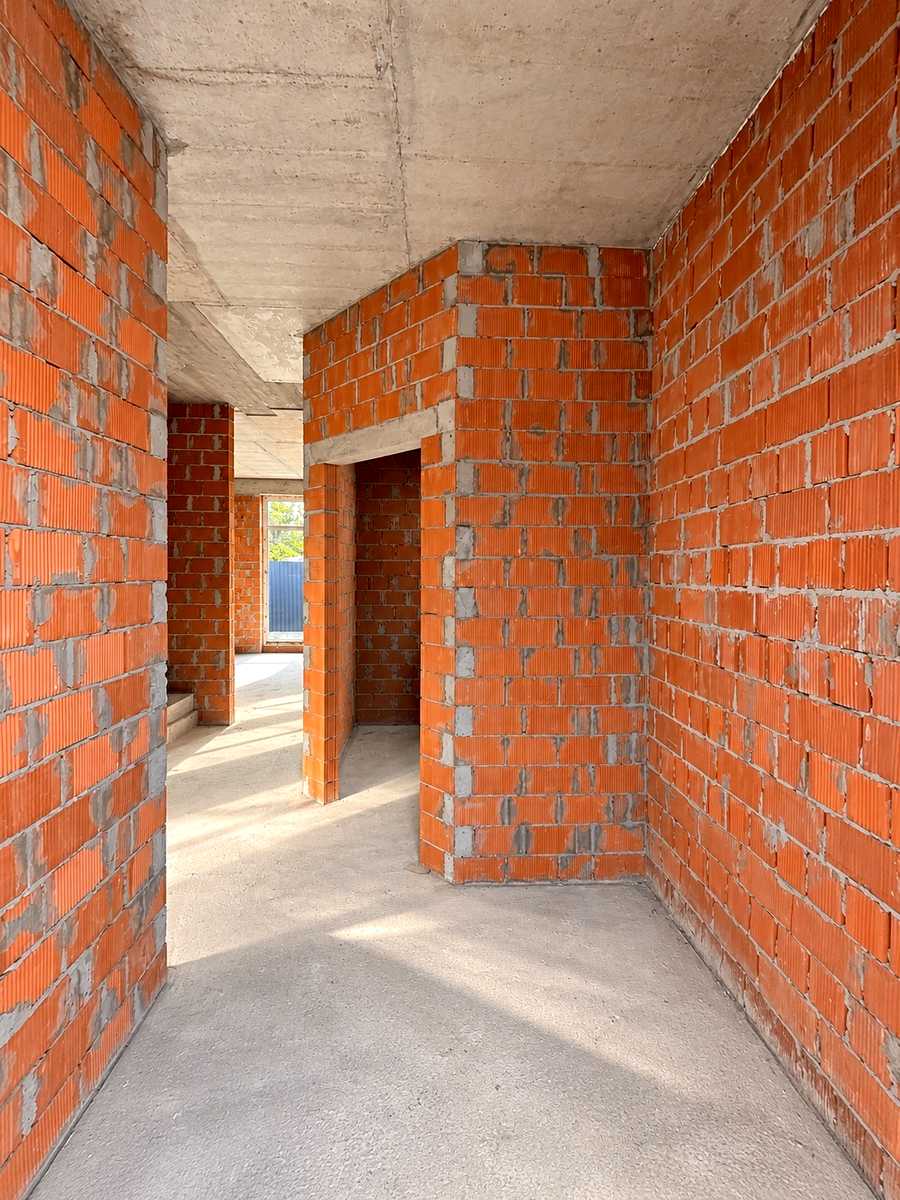 1877305972882505