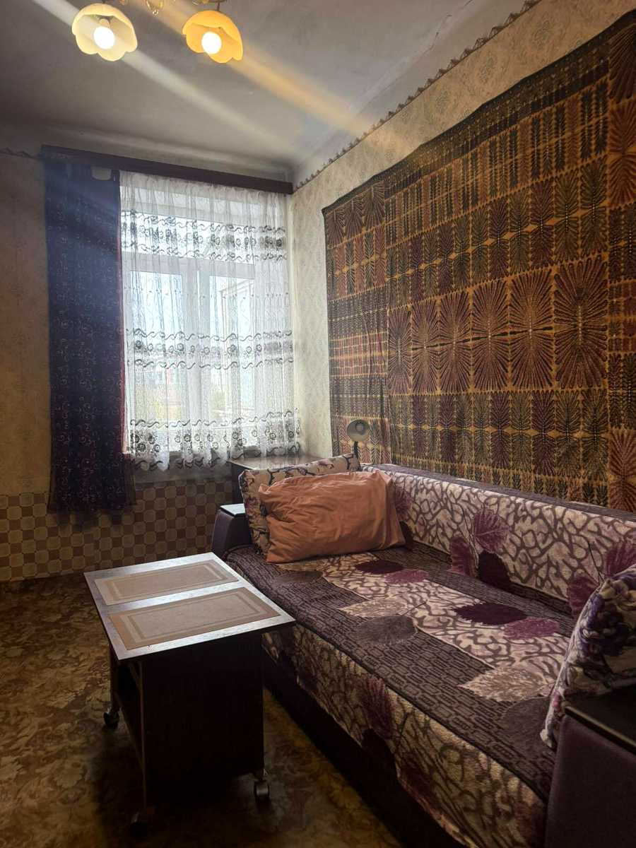 1877306821263667