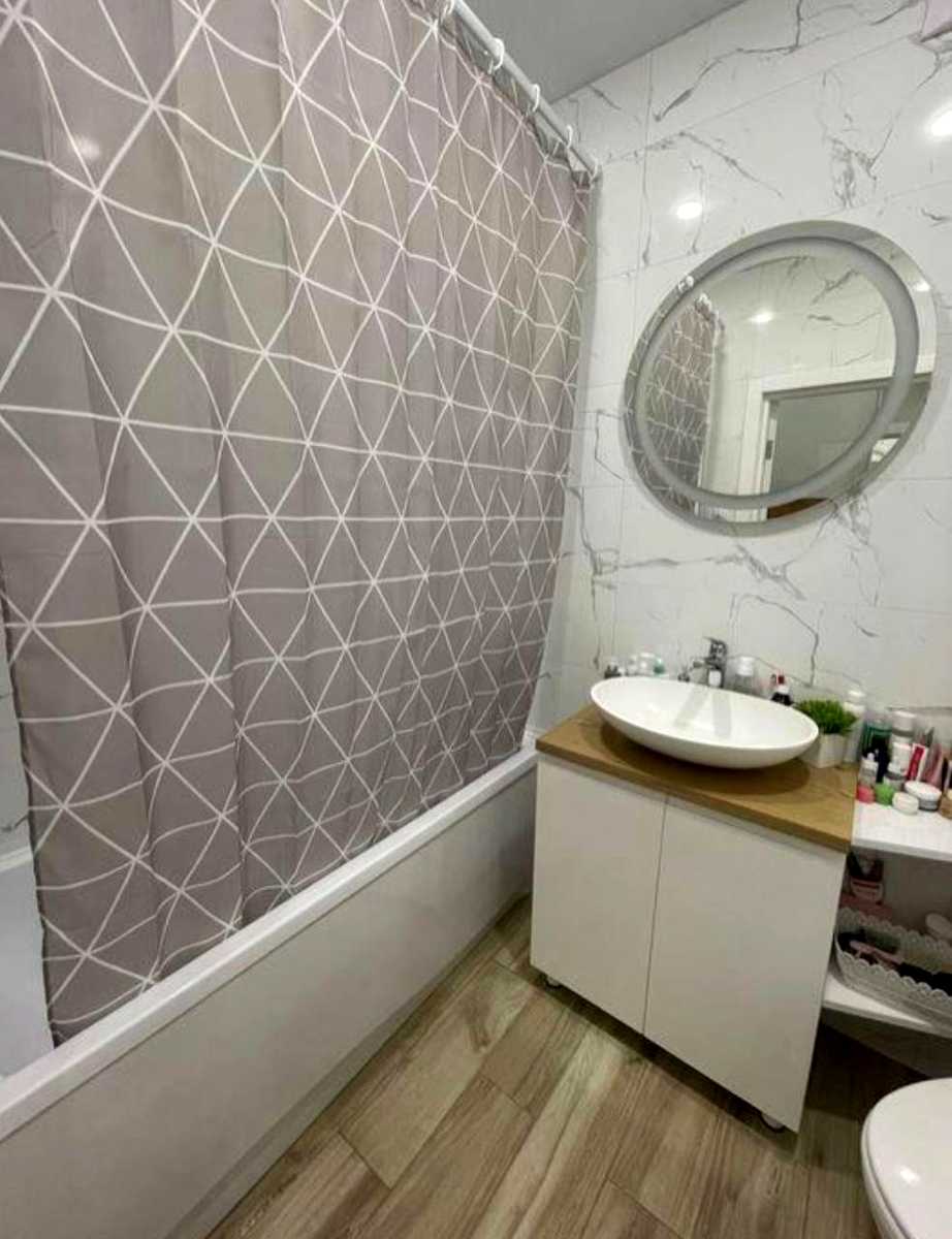 1877306867365076