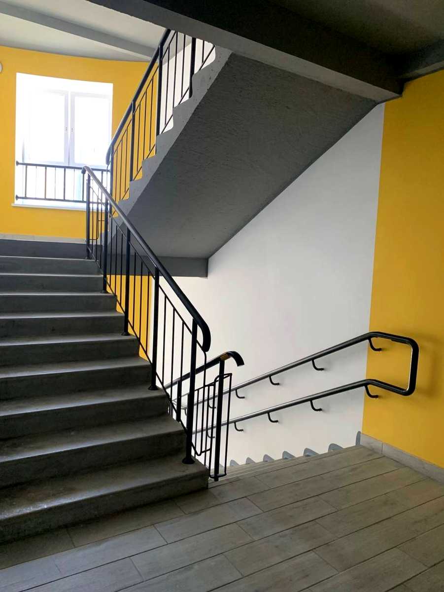 1877306907876210