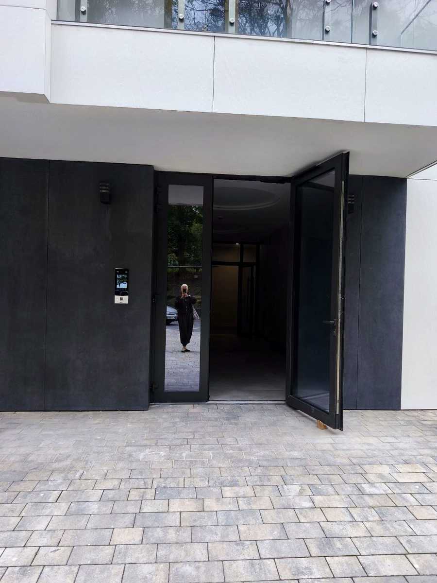 1877307140240183