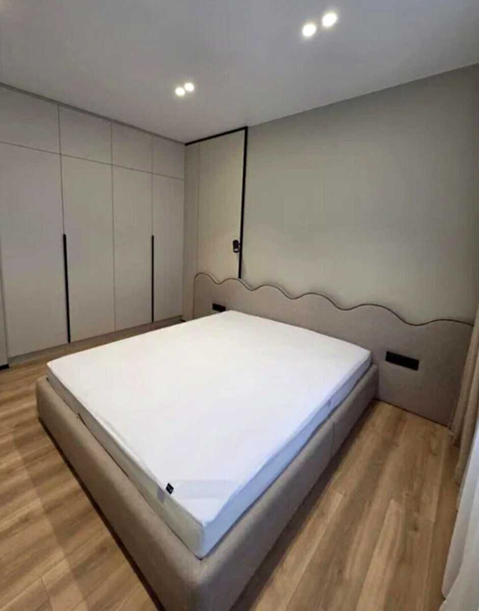 1877307344641581