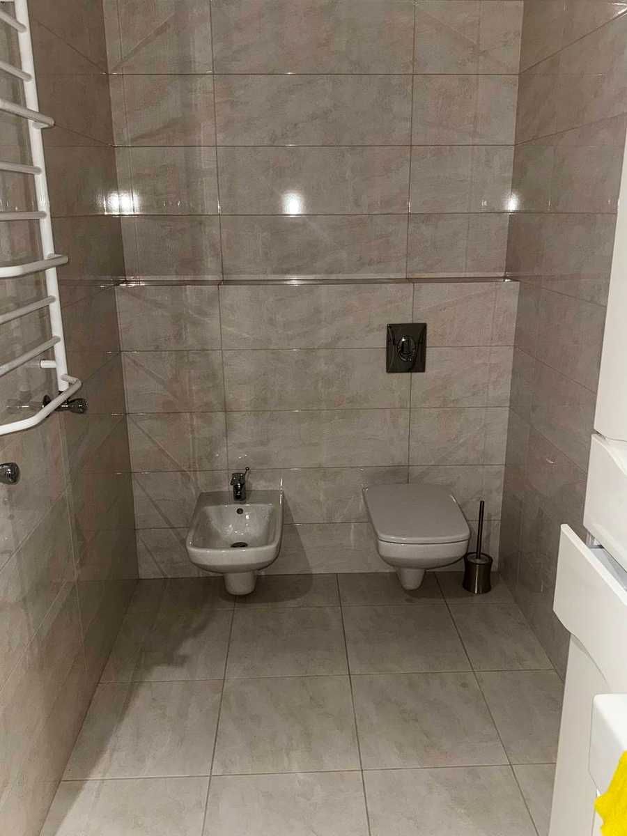 1877308509308587