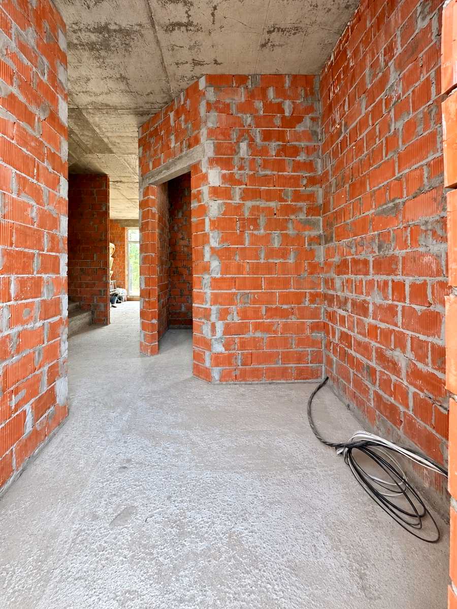 1877308521771284