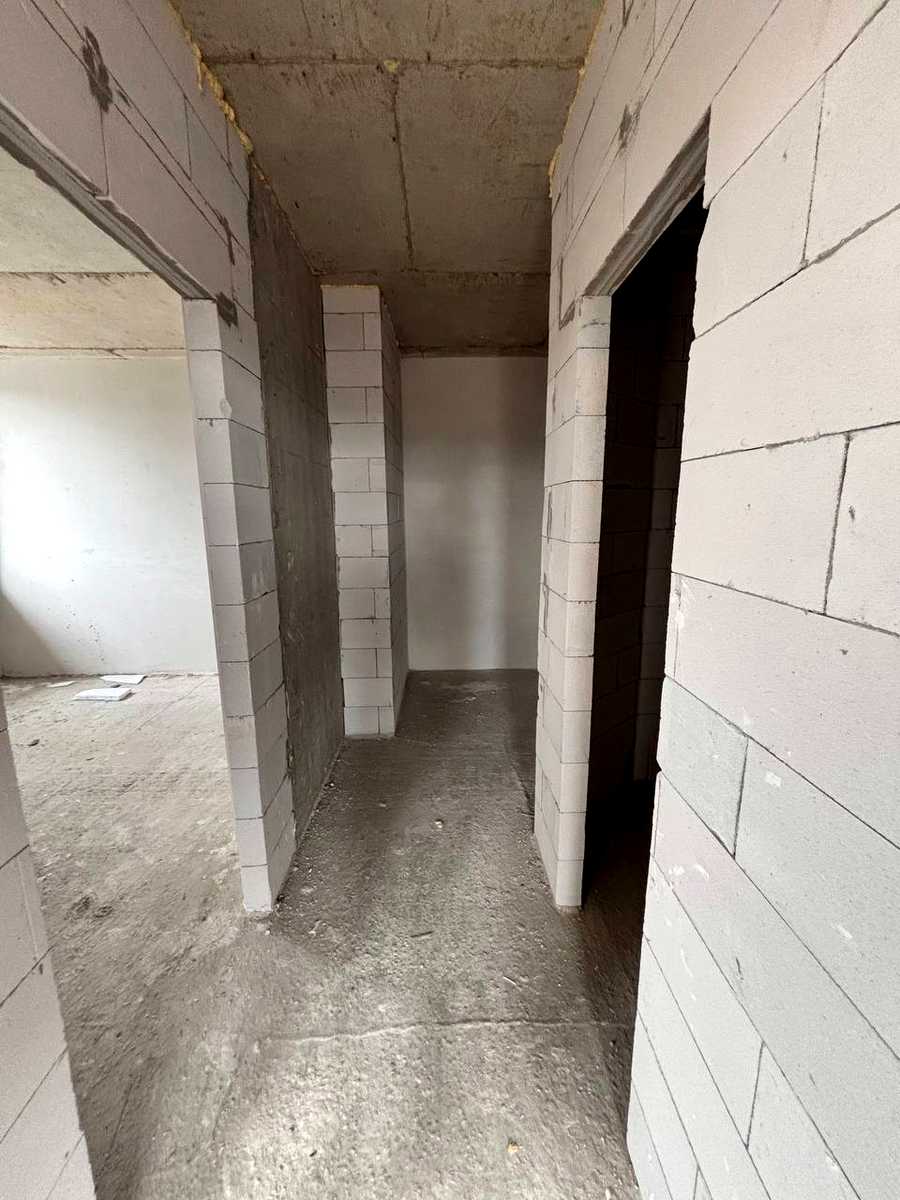 1877308658706296