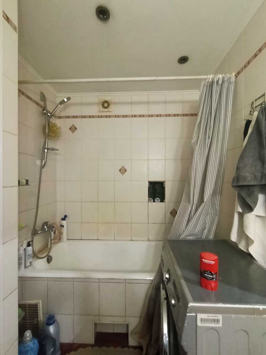 1877308876745626