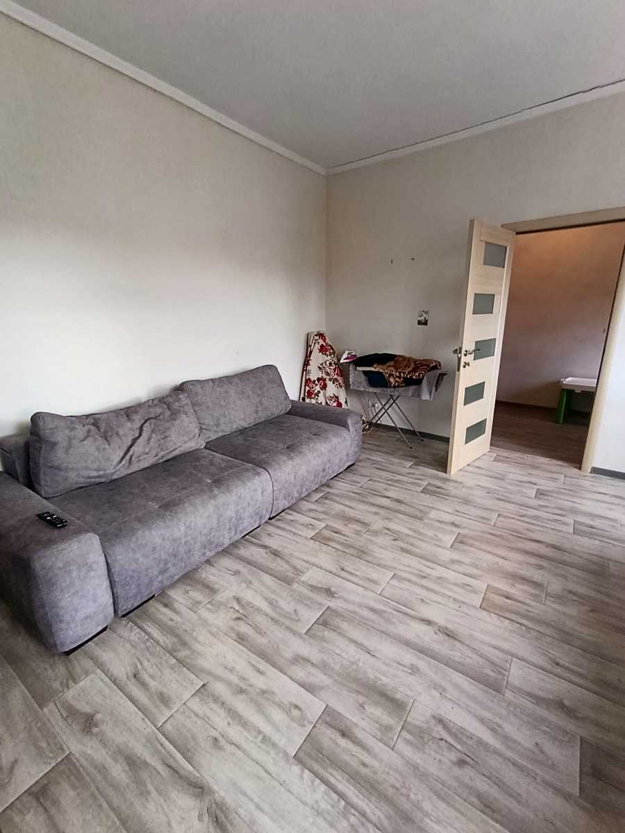 1877310090824914