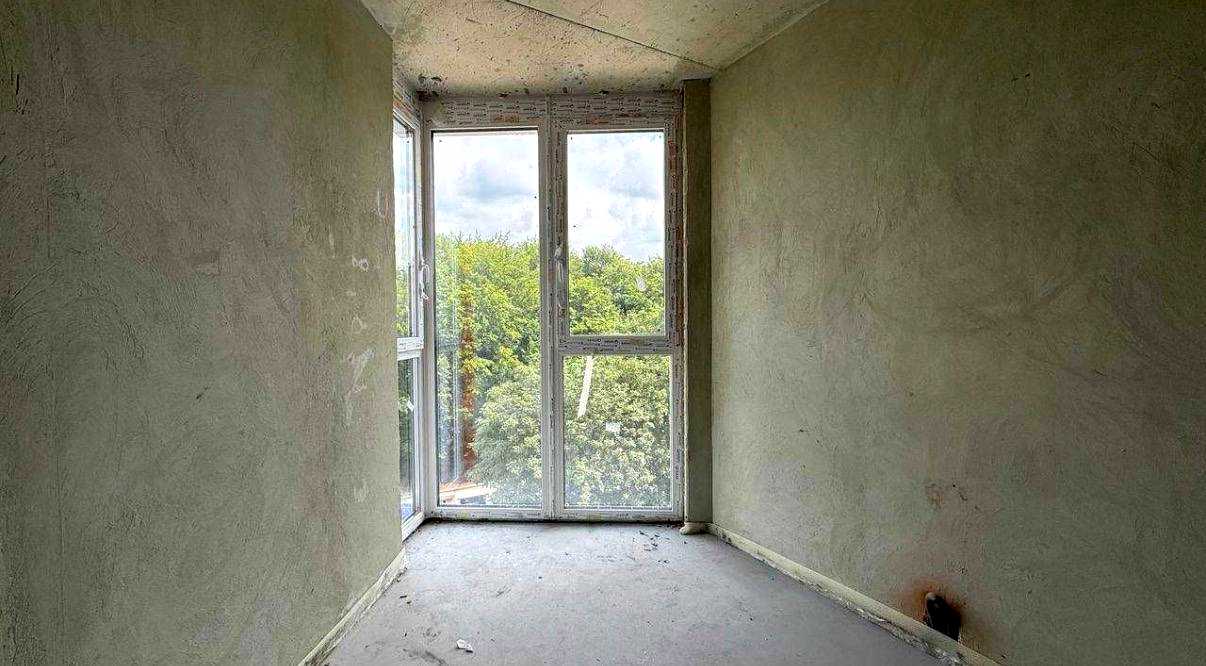 1877311918969256