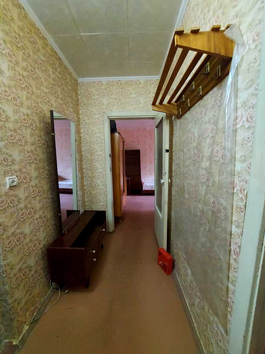 1877315483655934