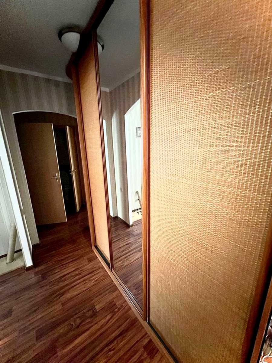 1877316678967459