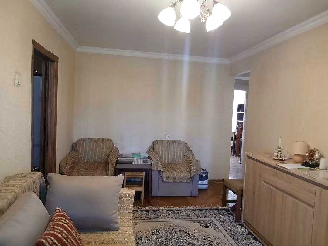 1877316718857610