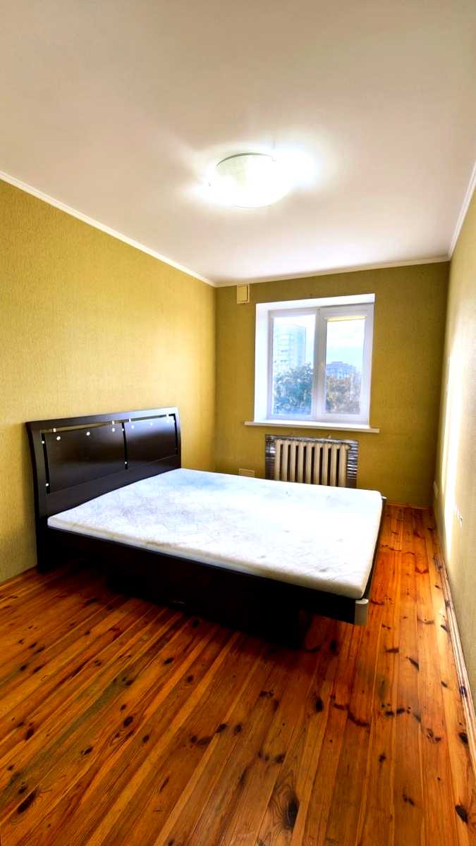 1877317082225093