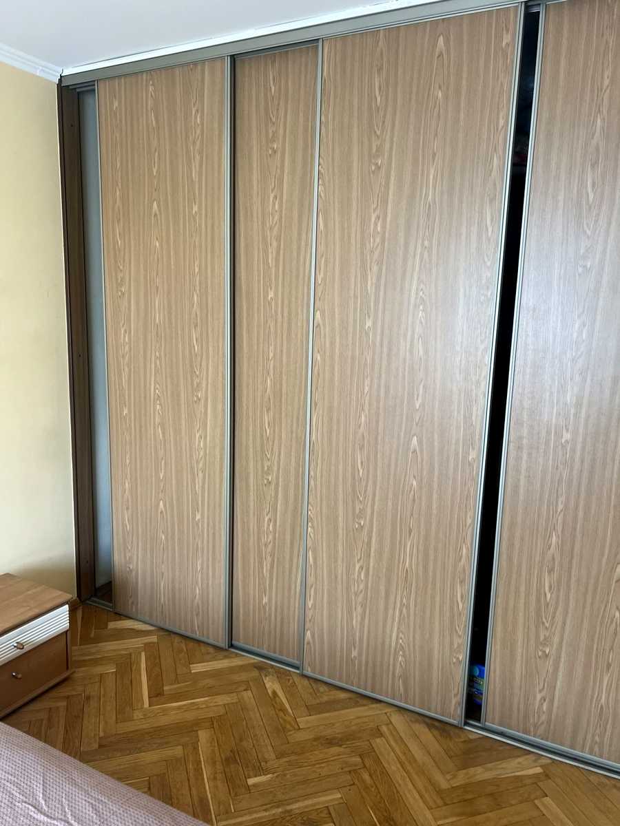 1877324666099552