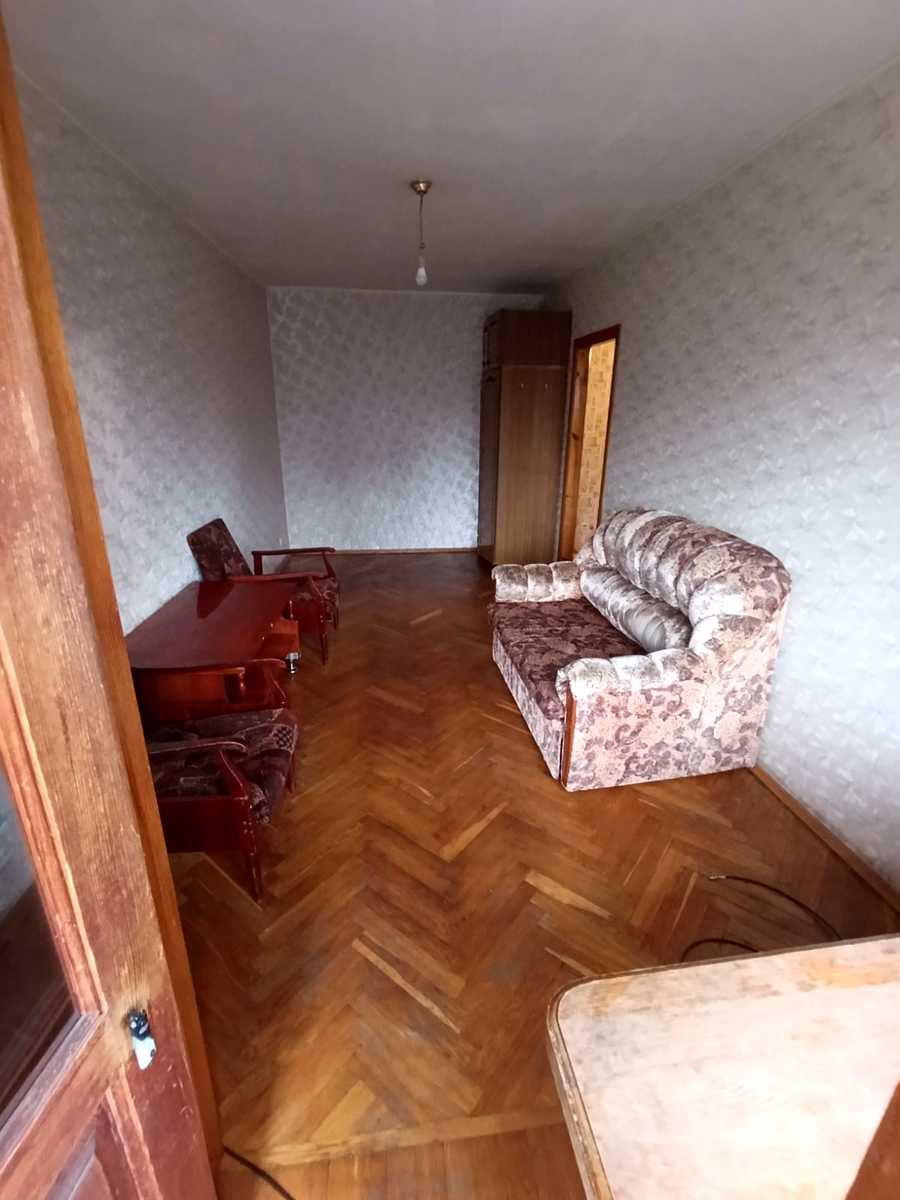 1877326407161912
