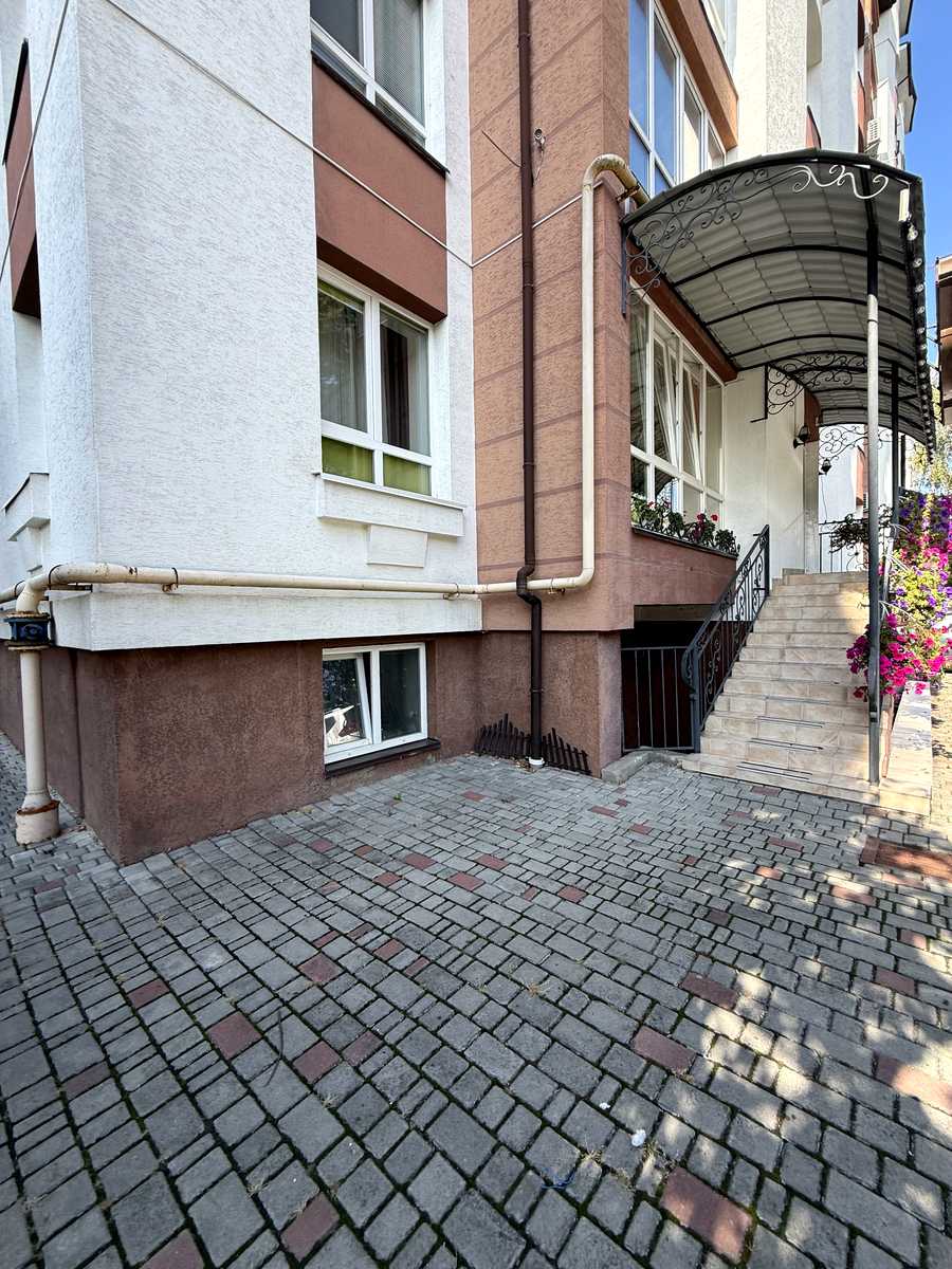 1877327315610071