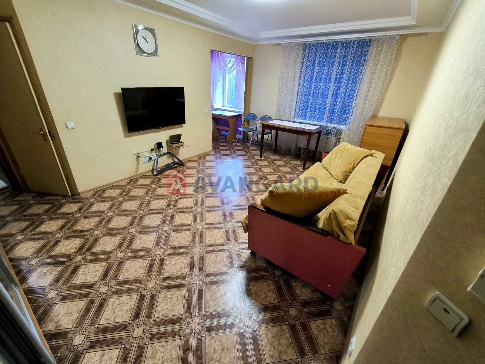 1877327695637868