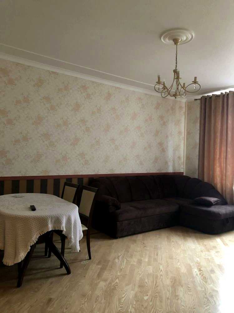 1877328523097604