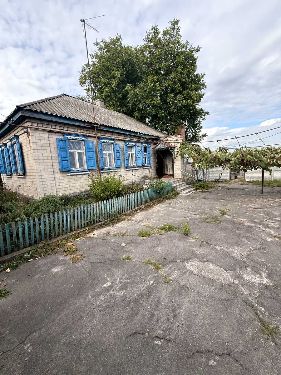 1877330625156003