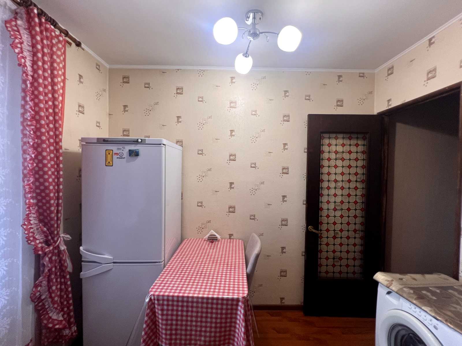 1877367991688562
