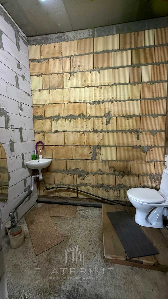 1877371032514402