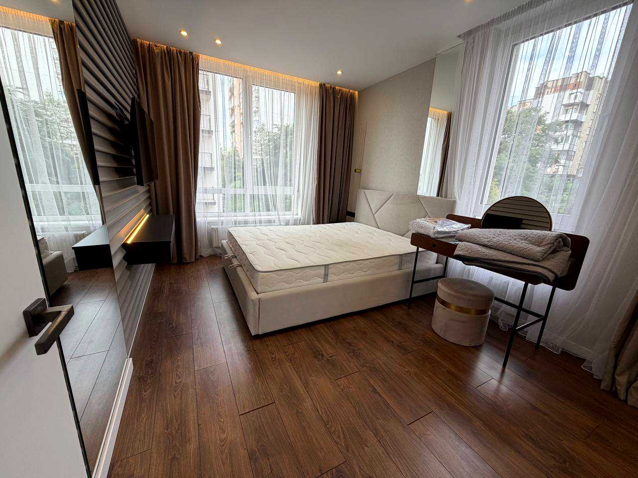 1877376499032511