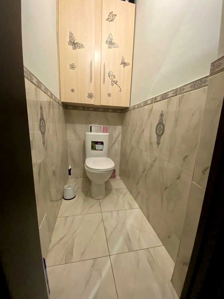 1877377606032576