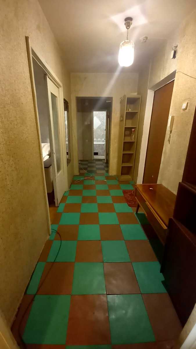 1877380815862914