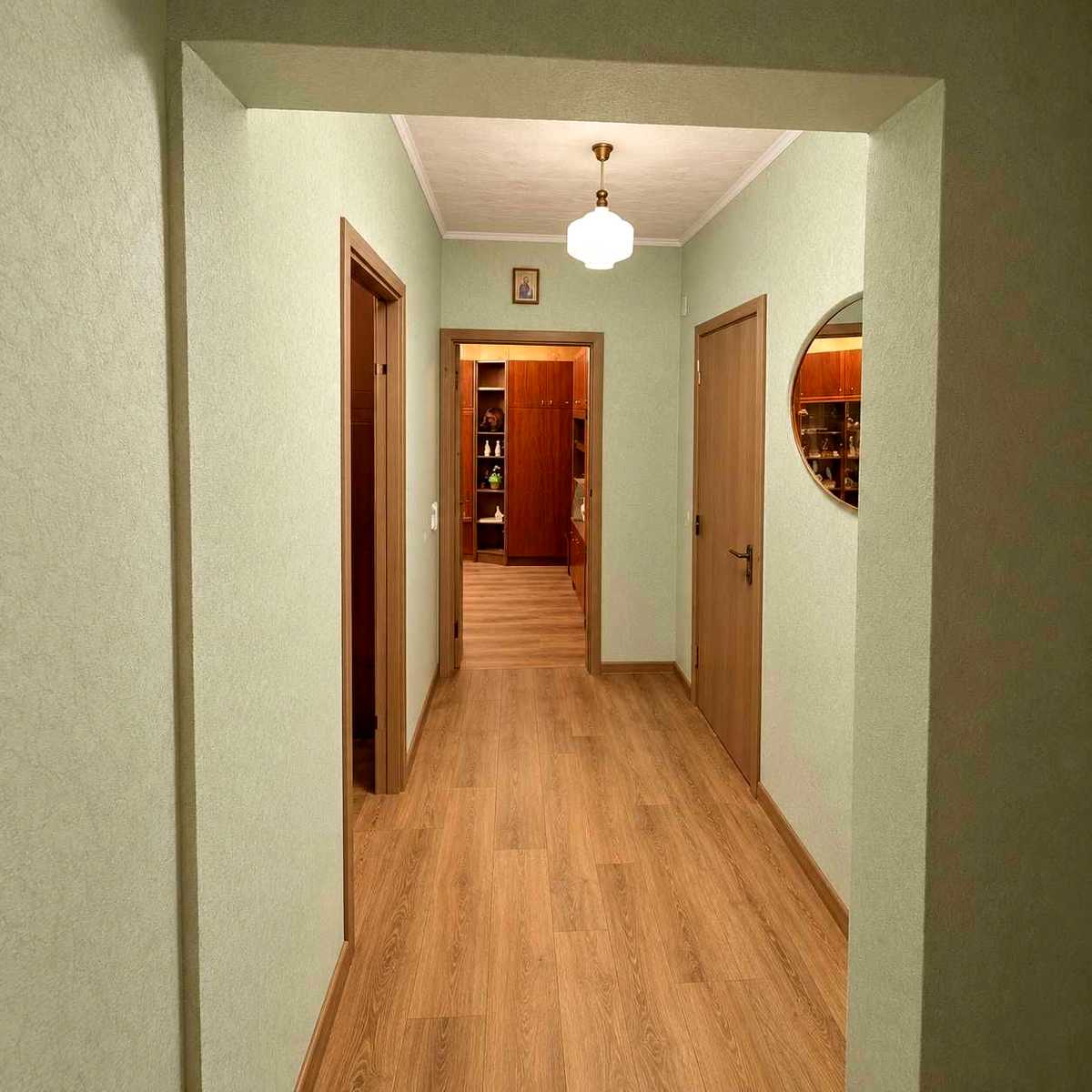 1877380993493534