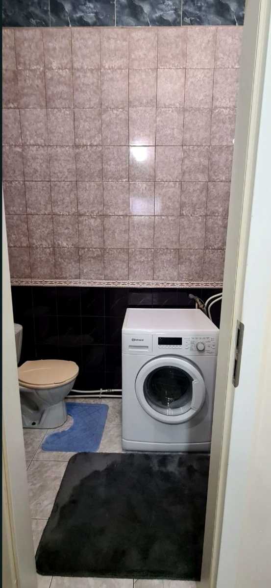 1877382066021107