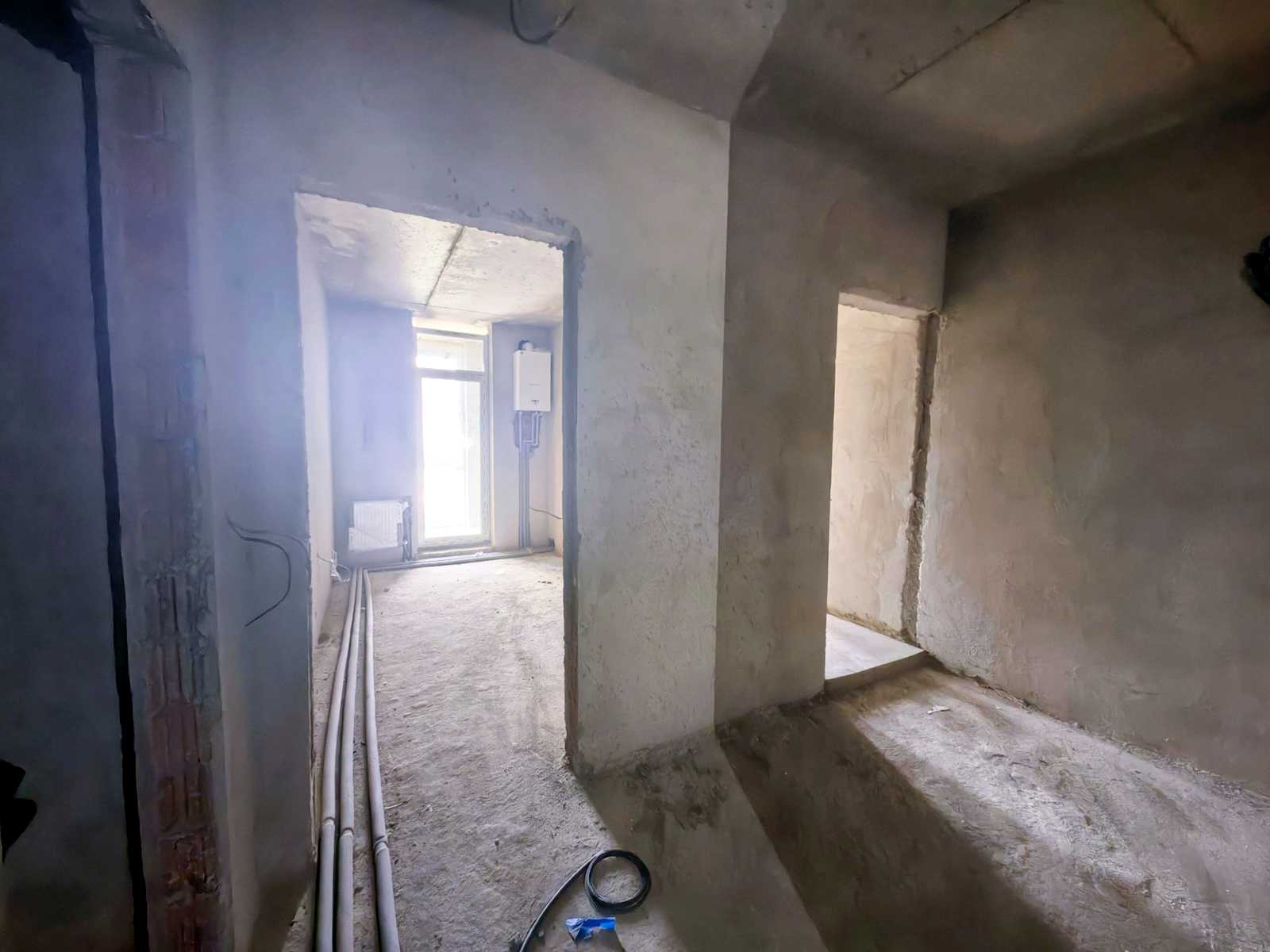 1877383539570261