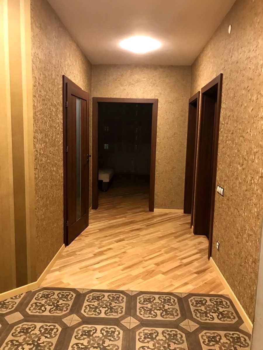 1877384469855978