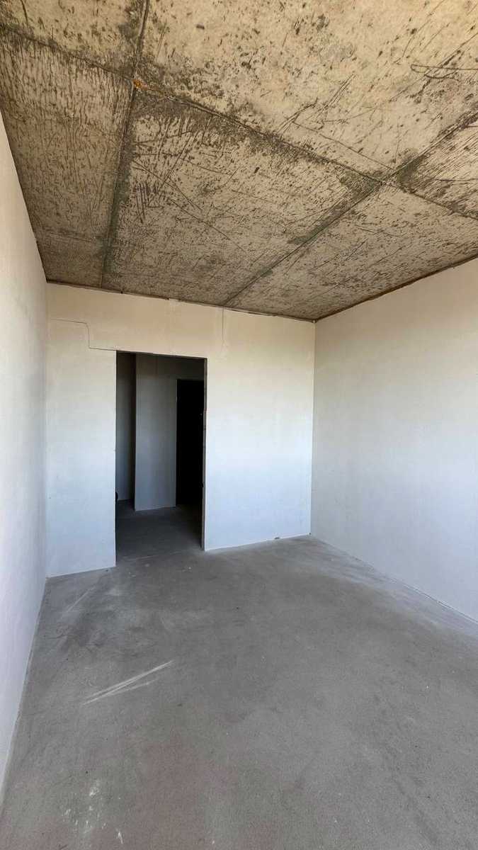 1877386324960271
